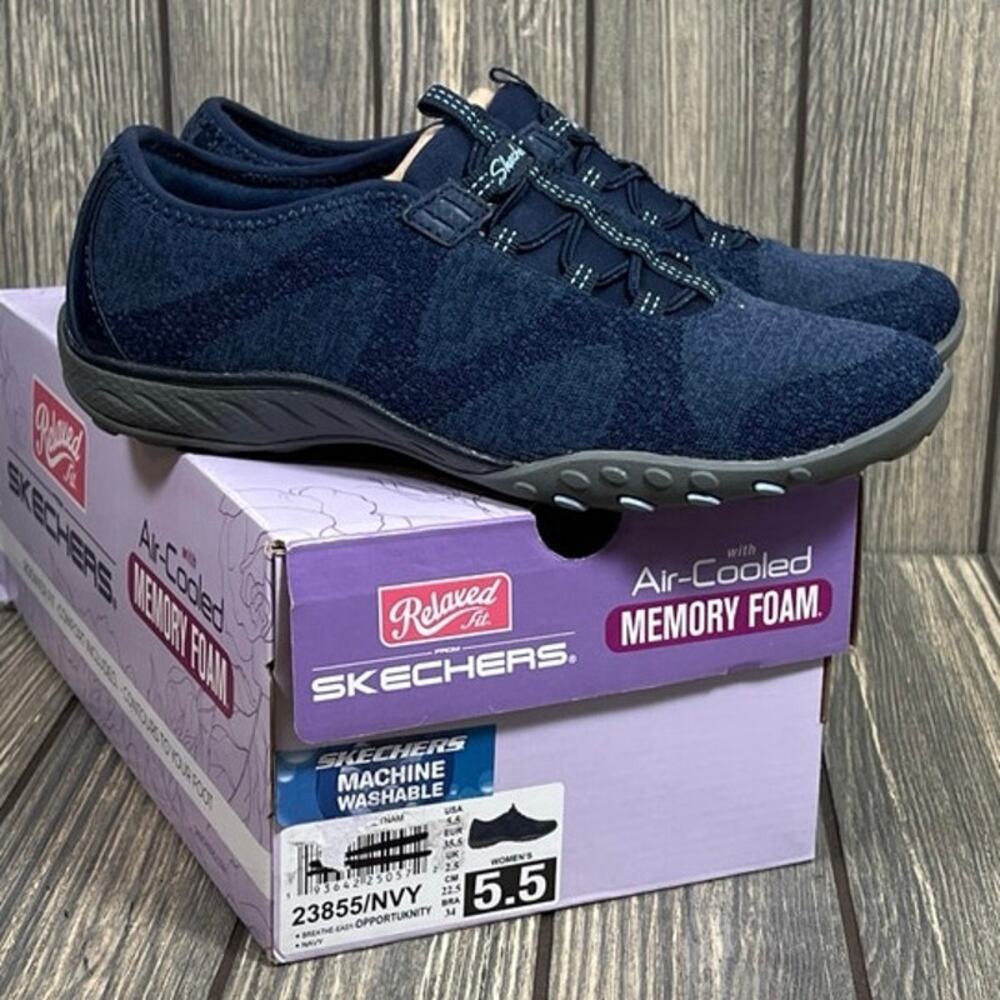 Skechers Breathe Easy Women Casual Comfort Shoes Sneakers Navy Blue Sz 5.5